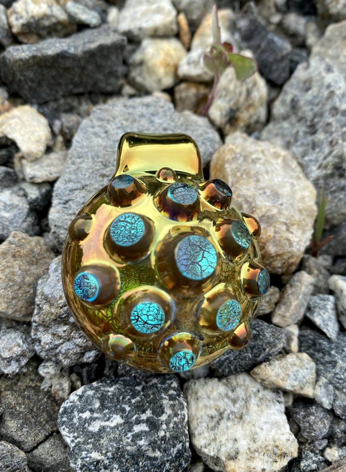 Golden Nodule pendant (spectrum)