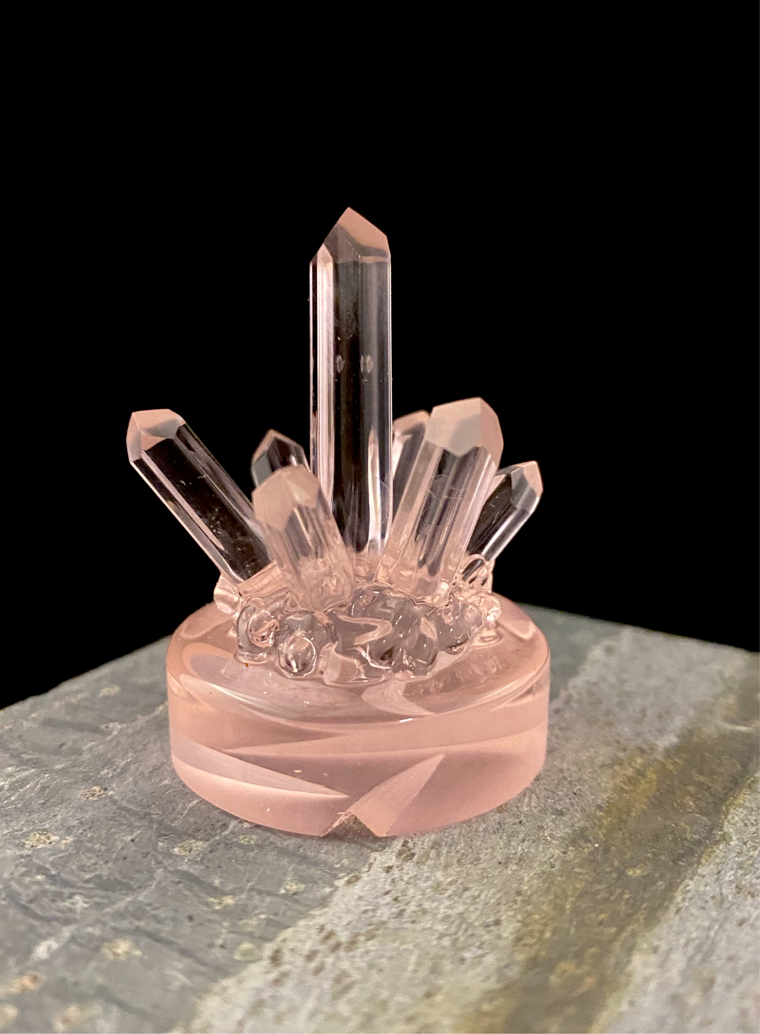 Rose quartz cluster spinner cap