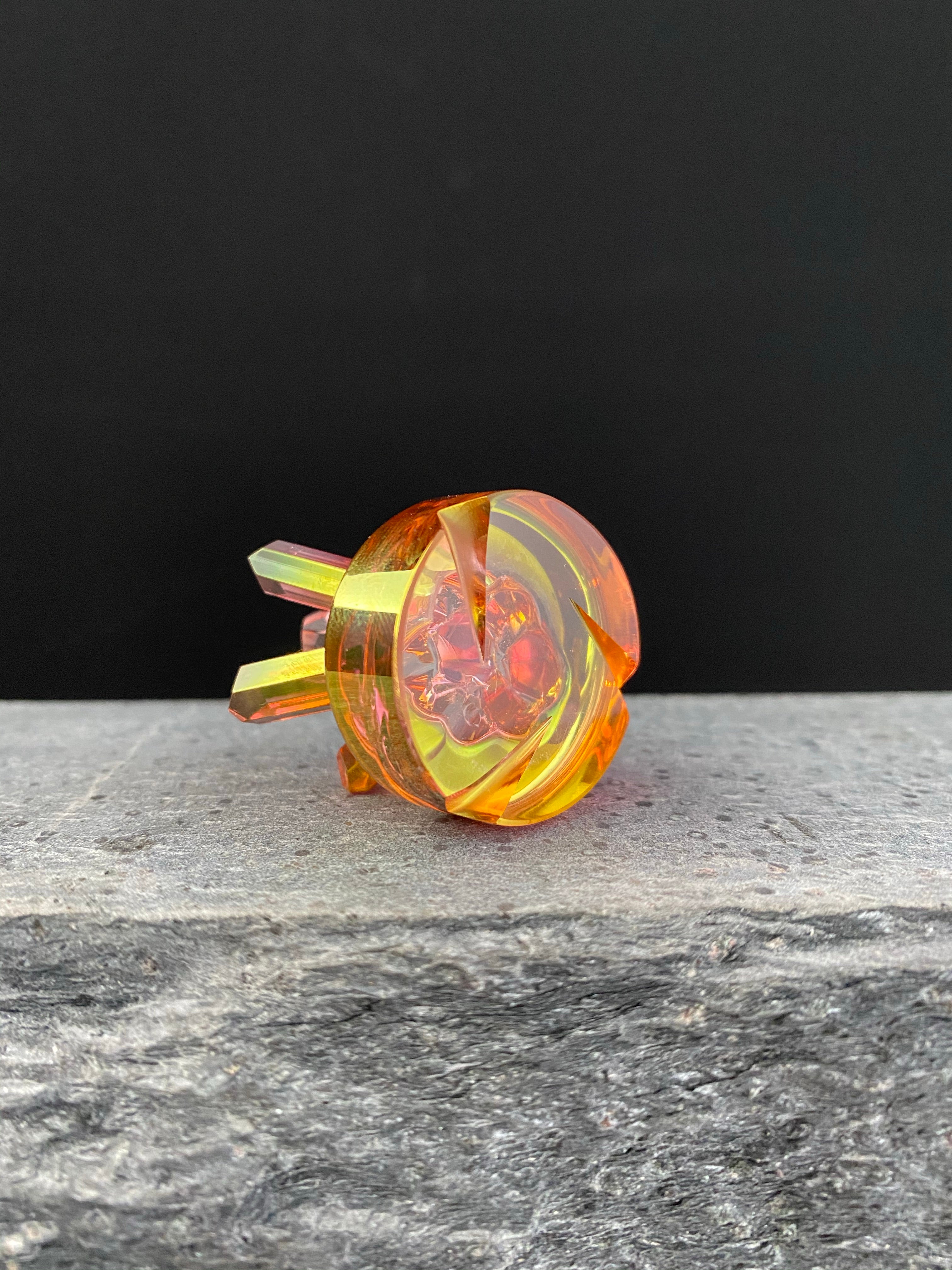 Golden Crystal Cluster Spinner cap